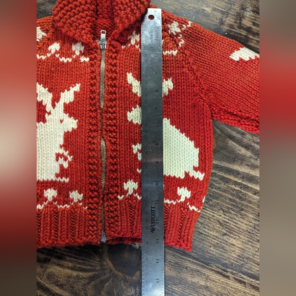 VINTAGE 50's/60's Adorable pair of hand knit children's zip front sweaters!!! - Picture 5 of 11